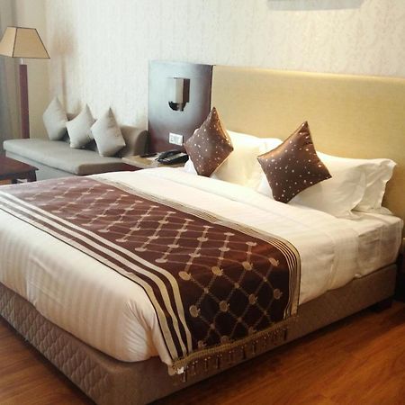 Clarion Inn Jaipur Kukas Стая снимка