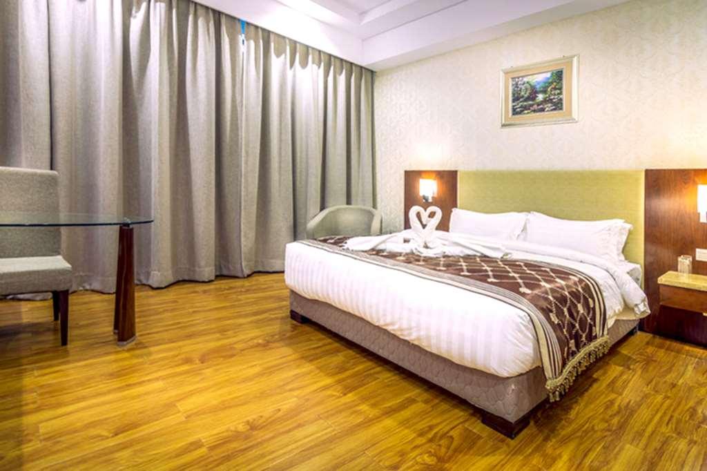 Clarion Inn Jaipur Kukas Стая снимка