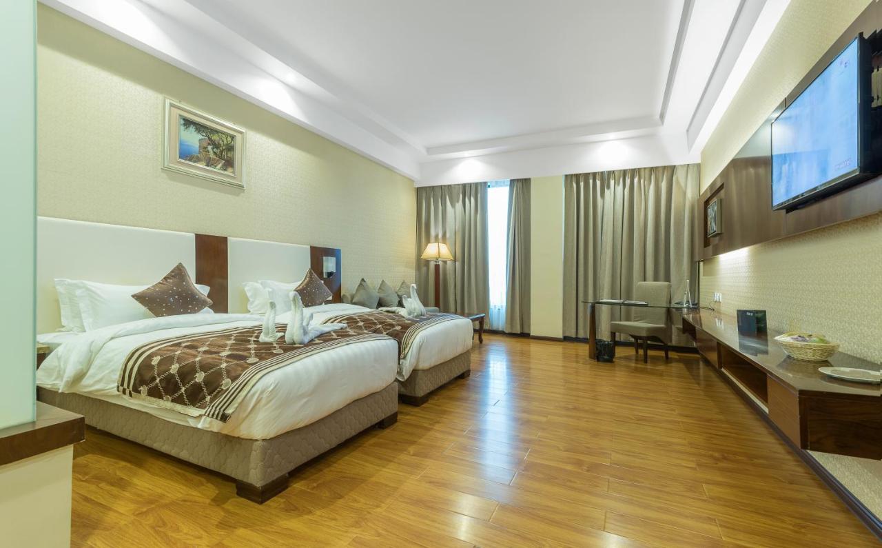 Clarion Inn Jaipur Kukas Екстериор снимка