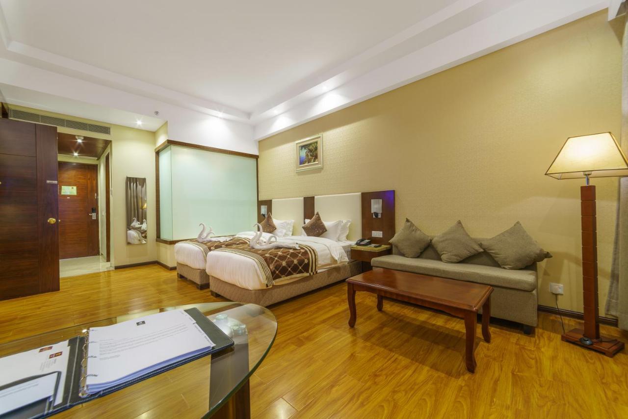 Clarion Inn Jaipur Kukas Екстериор снимка