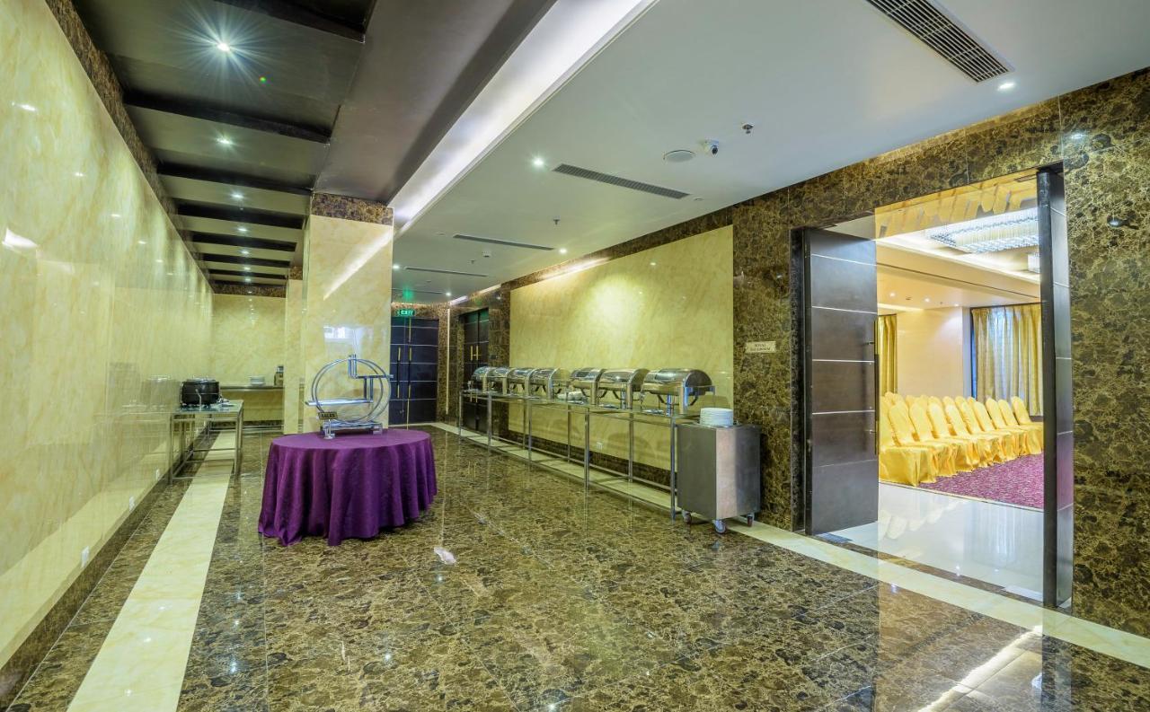 Clarion Inn Jaipur Kukas Екстериор снимка