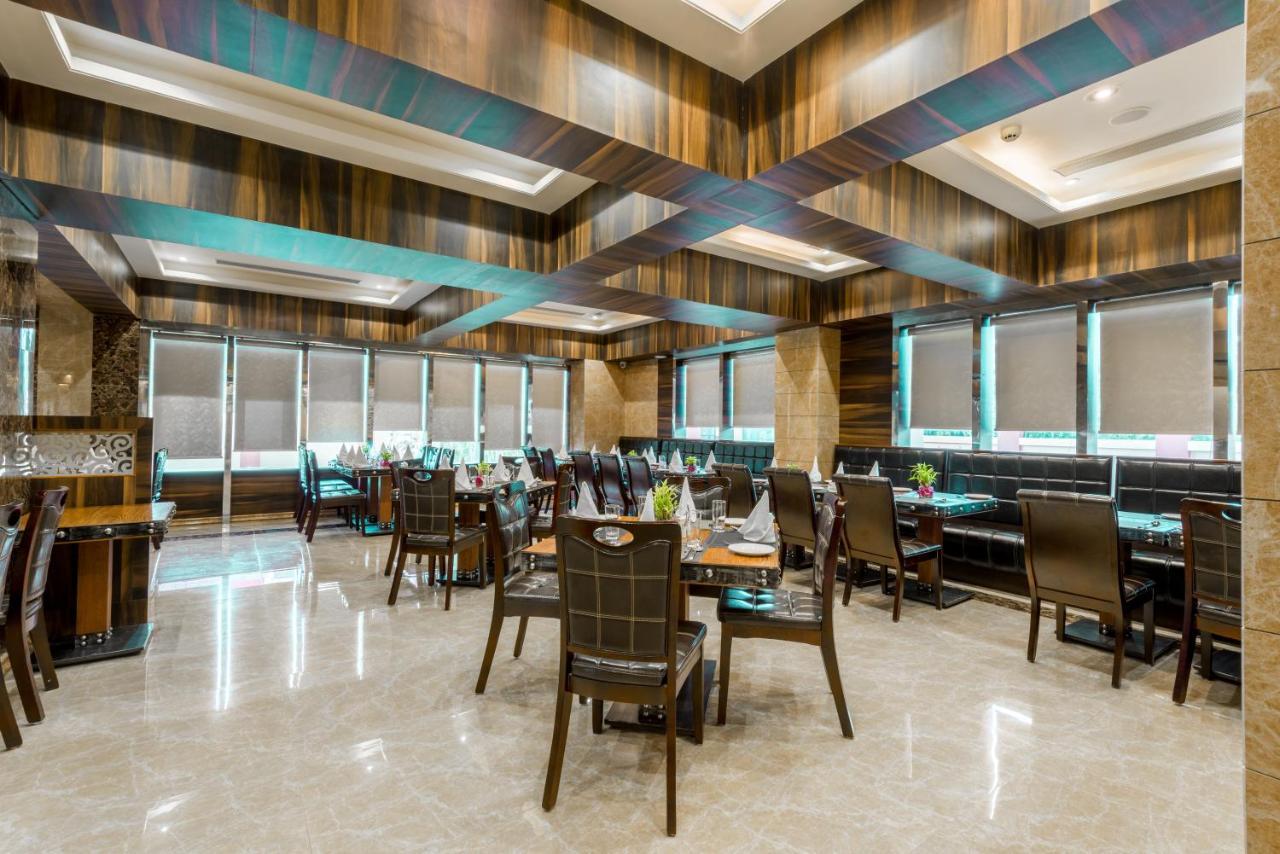 Clarion Inn Jaipur Kukas Екстериор снимка