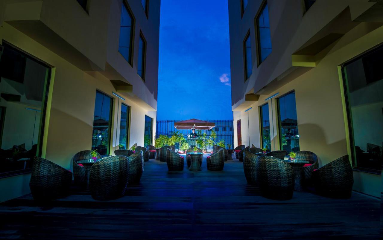 Clarion Inn Jaipur Kukas Екстериор снимка