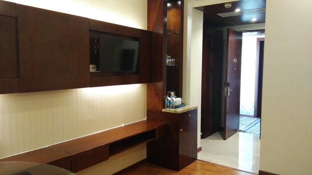 Clarion Inn Jaipur Kukas Екстериор снимка